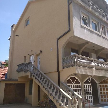 Nikšić Buric Rooms المظهر الخارجي الصورة