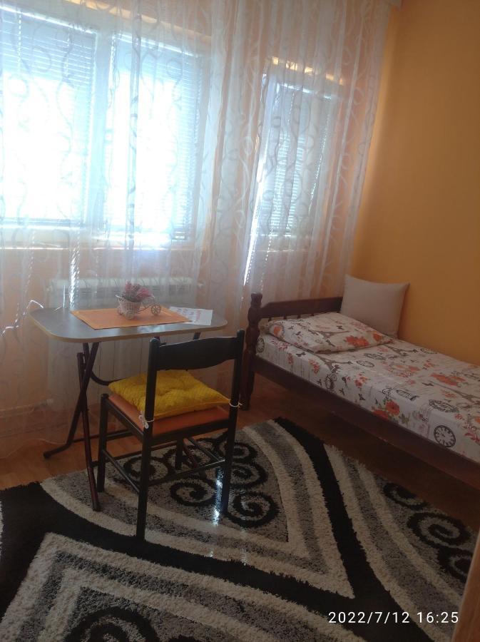Nikšić Buric Rooms المظهر الخارجي الصورة