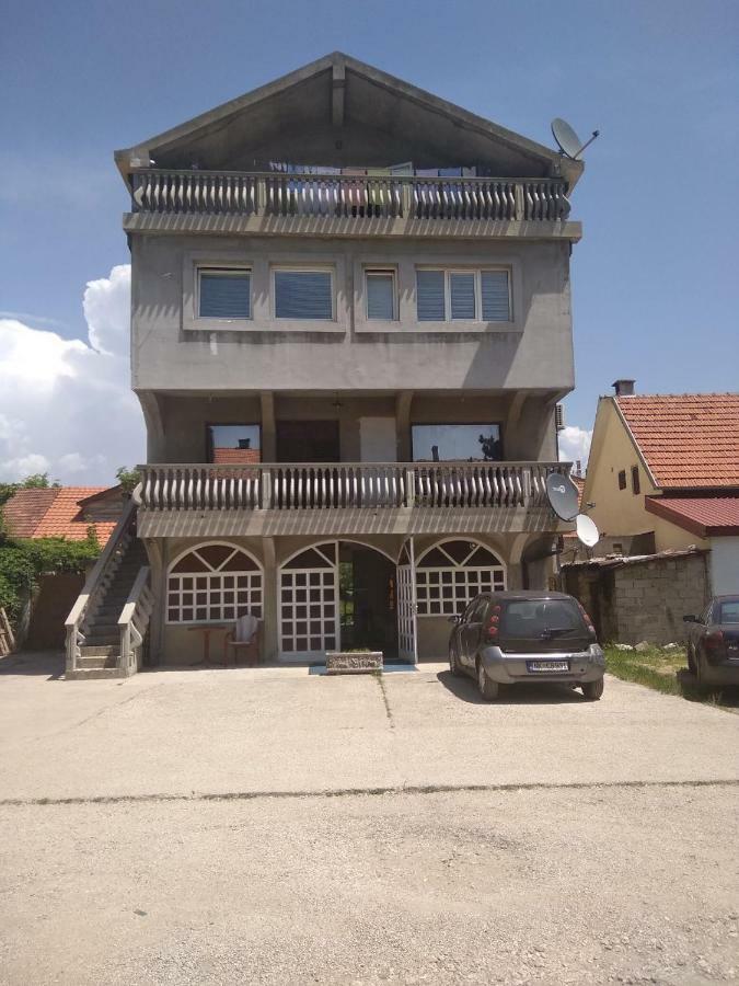 Nikšić Buric Rooms المظهر الخارجي الصورة
